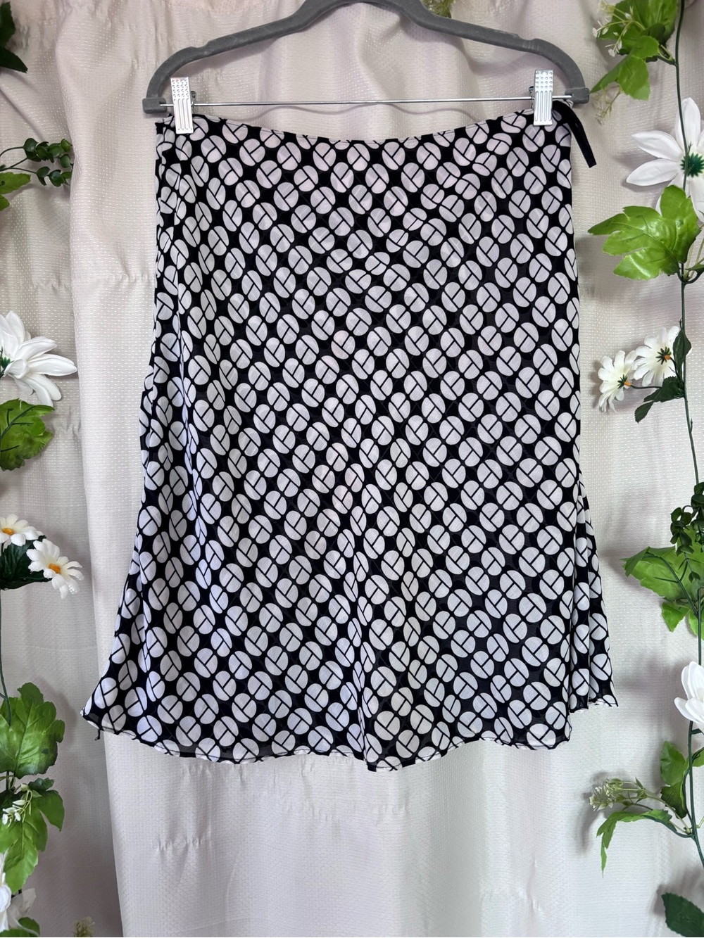 Jessica Classic Black and White Geometric Print Flowy A-Line Midi Skirt- Size 12